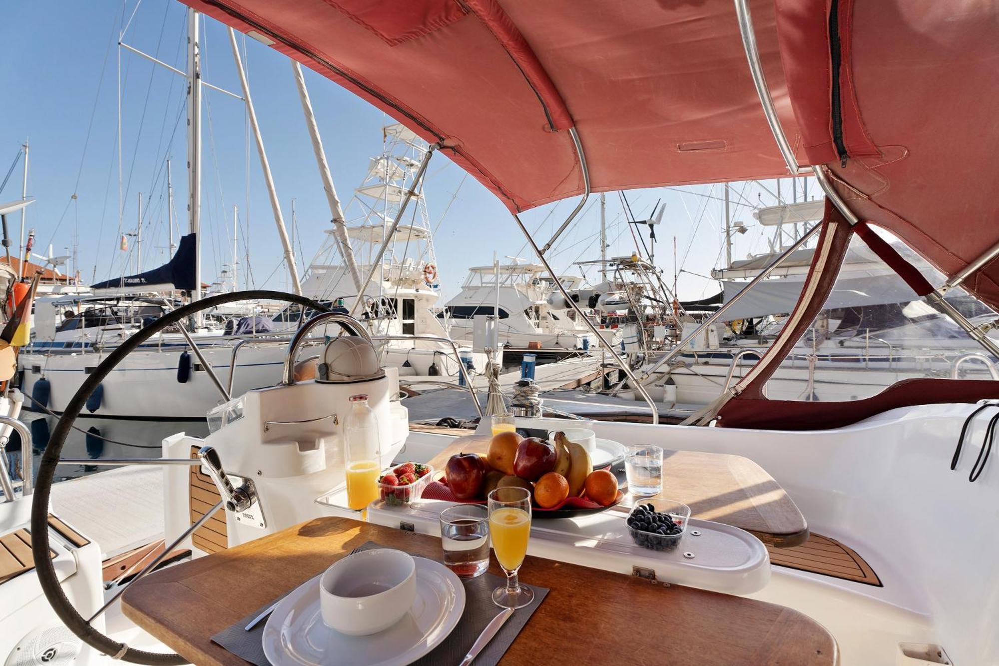 Pato Lucas Sail Boat Hotel San Sebastián de la Gomera Exterior foto